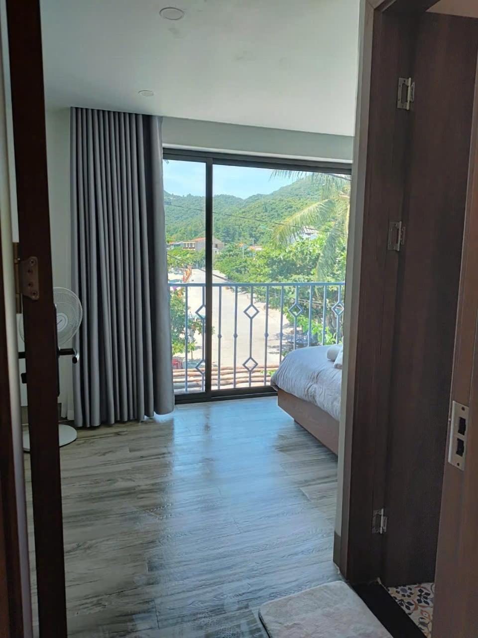 The Coral Homestay & Pub Tân Hiệ Exterior foto